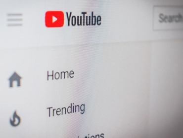 Titelbild How To: YouTube-Kanal mit Google Ads verknüpfen